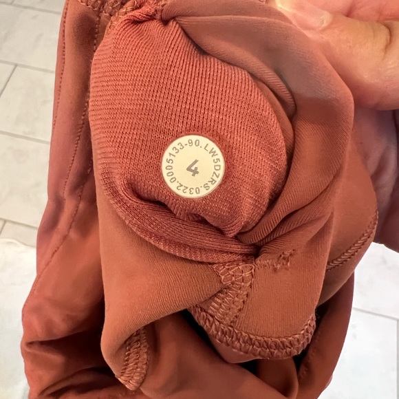 NWOT Wunder Train Contour Fit High Rise Tight 25 Brier Rose Size 4 - Picture 5 of 5